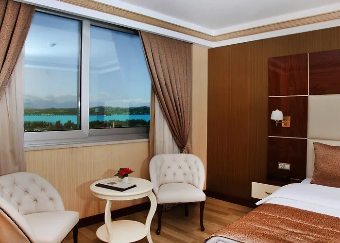 Cukurova Erten Hotel 2*